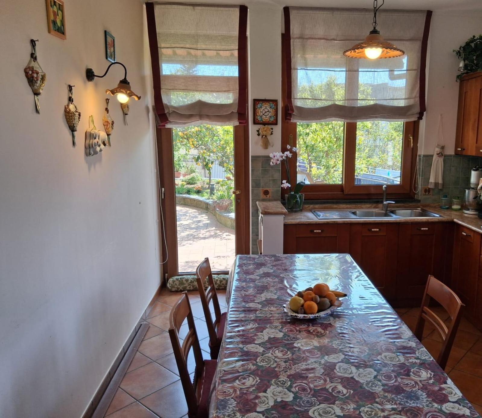 Il Giardino Dei Gigli Apartment Meta Bilik gambar