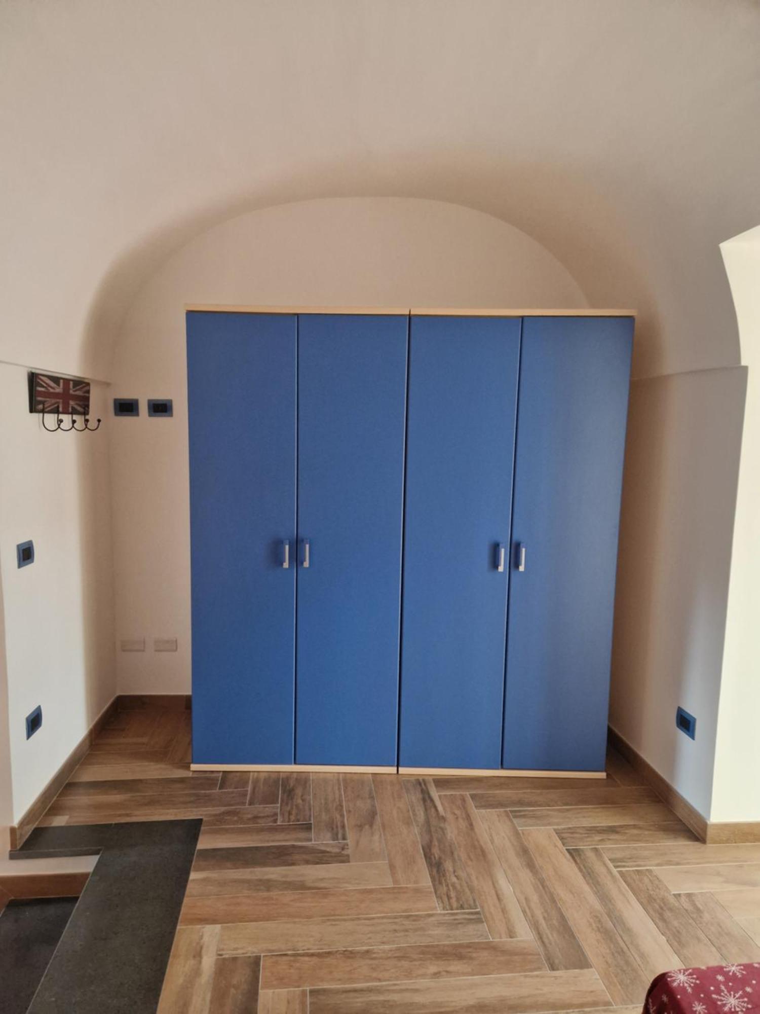 Il Giardino Dei Gigli Apartment Meta Luaran gambar
